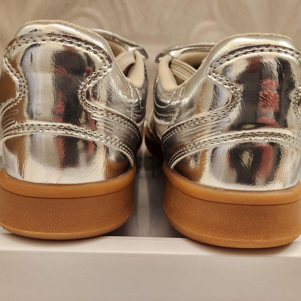 Steve Madden Silver " Madrid" Sneakers. NIB. Size… - image 7